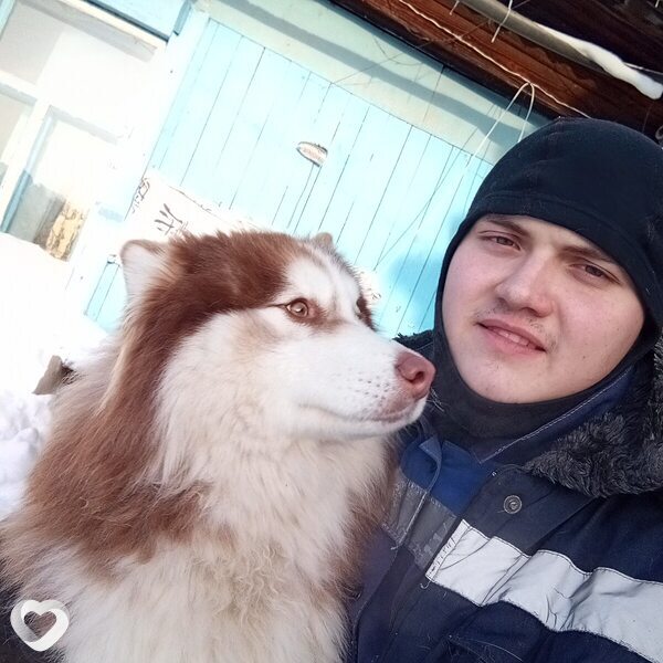 Максим, 22, Назарове — анкета №1635295