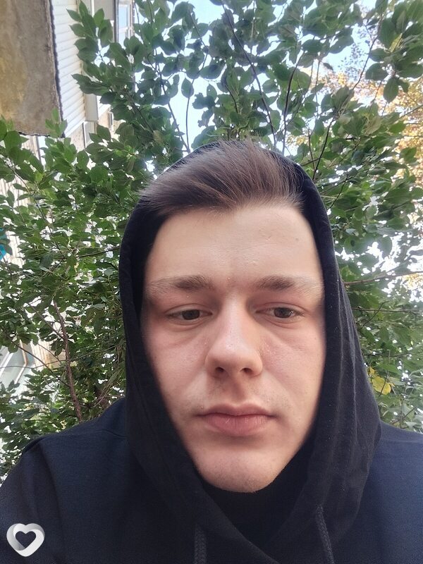 Максим, 26, Оренбурге — анкета №1635529