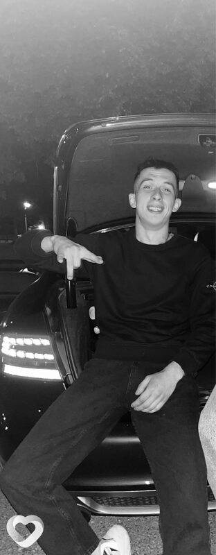 Максим, 23, Минске — анкета №1637078