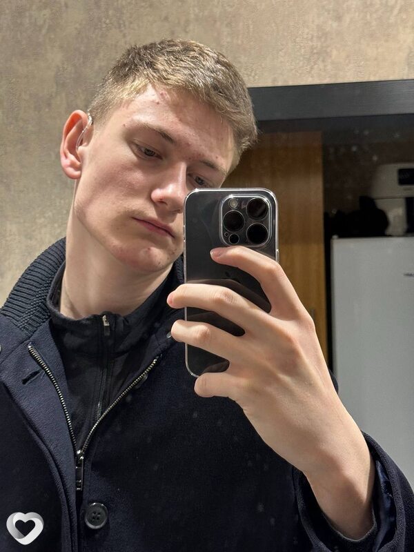 Данил, 19, Владикавказе — анкета №1637058