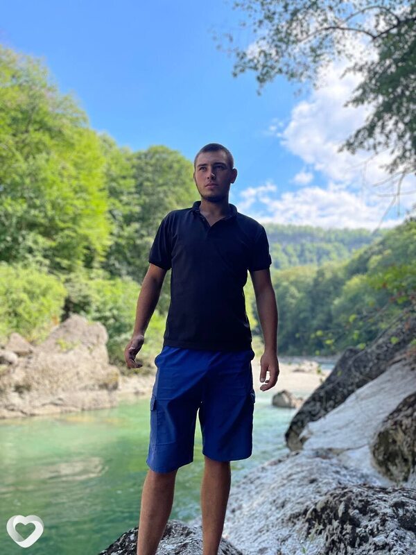 Евгений, 21, Майкопе — анкета №1637229