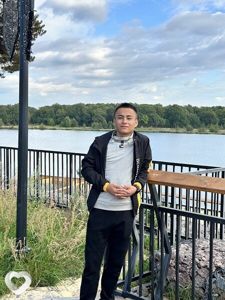 Jamshid, 21, Дзержинске — анкета №1637783