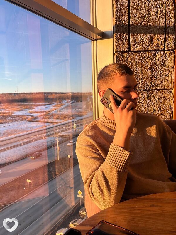 Артем, 22, Москве — анкета №1638325