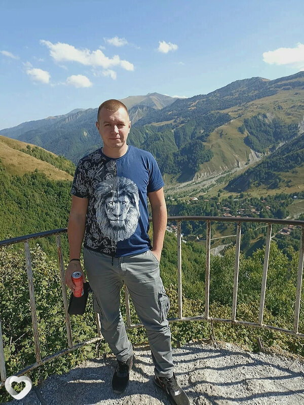 Дмитрий, 31, Каменске-Шахтинском — анкета №1639207