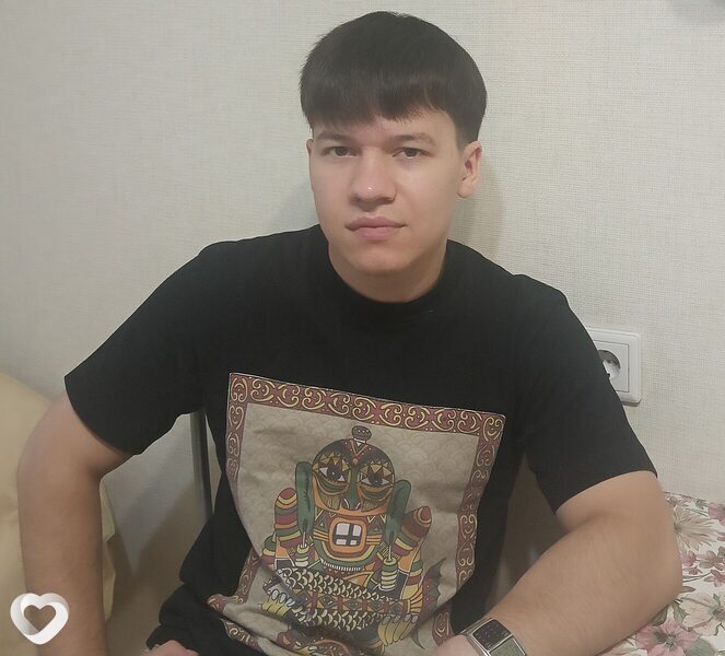 Паша, 23, Великом Новгороде — анкета №1639317