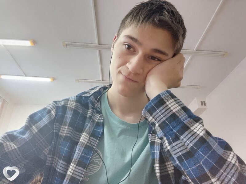 Павел, 20, Ревде — анкета №1639491