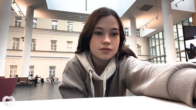 Оля, 19, Москве — анкета №1639584