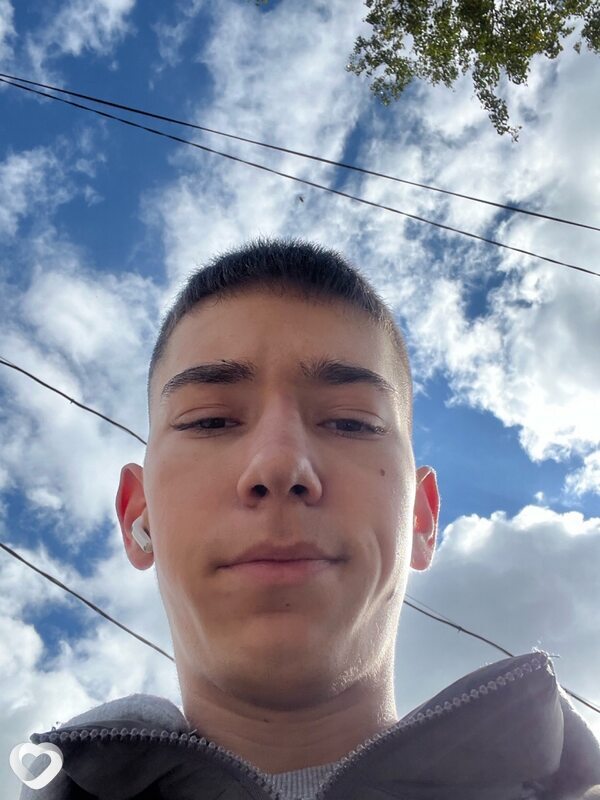 Александр, 21, Москве — анкета №1640065