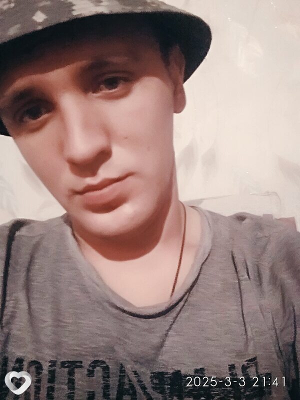 Виктор, 26, Уральске — анкета №1640407