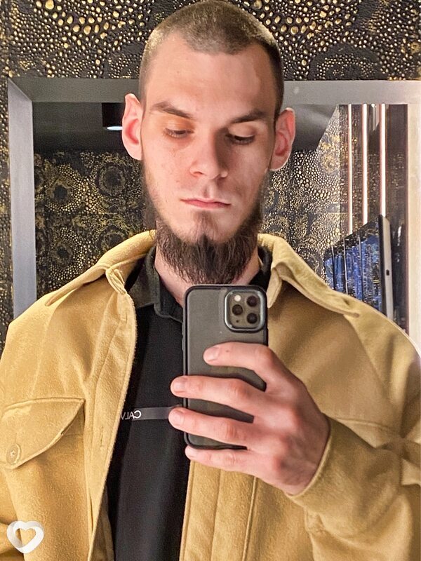 Максим, 23, Ростове-на-Дону — анкета №1640784