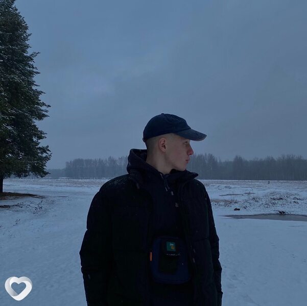 Ден, 19, Череповце — анкета №1640740