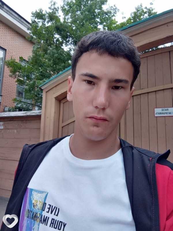 Игорь, 21, Иркутске — анкета №1642283
