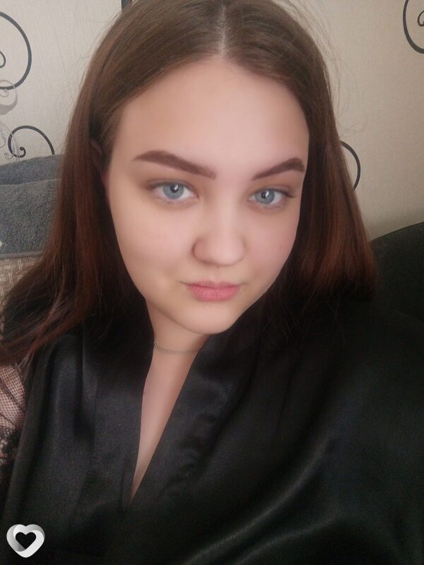 Оксана, 21, Шелехове — анкета №1642297