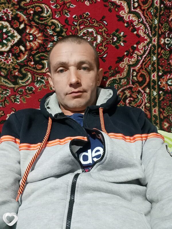 Александр, 41, Бийске — анкета №1642937