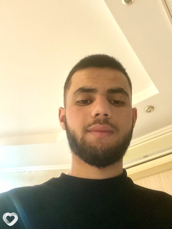 Артём, 22, Липецке — анкета №1643777