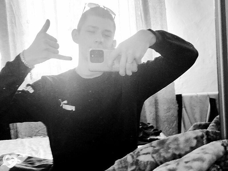 Алексей, 21, Новосибирске — анкета №1644116