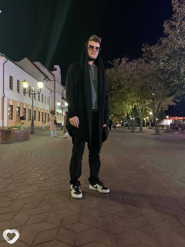 Илья, 21, Бресте — анкета №1644713