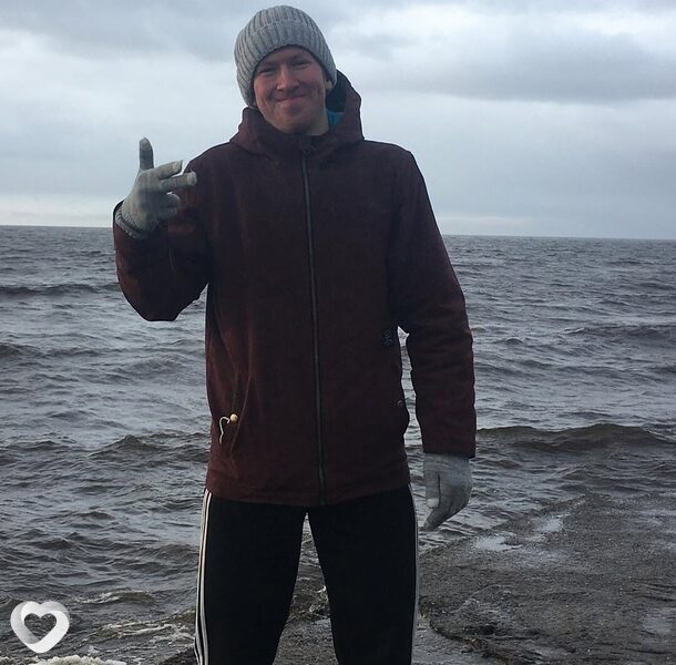 Евгений, 24, Артеме — анкета №1645405