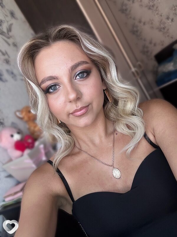 Екатерина, 22, Киселевске — анкета №1645479