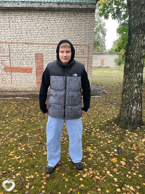 Артём, 20, Гомеле — анкета №1645389