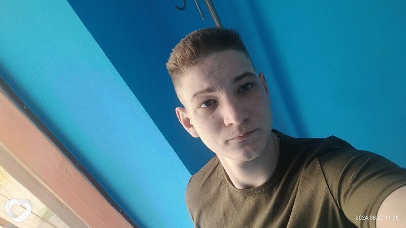 Валерий, 24, Усть-Лабинск — анкета №1645904