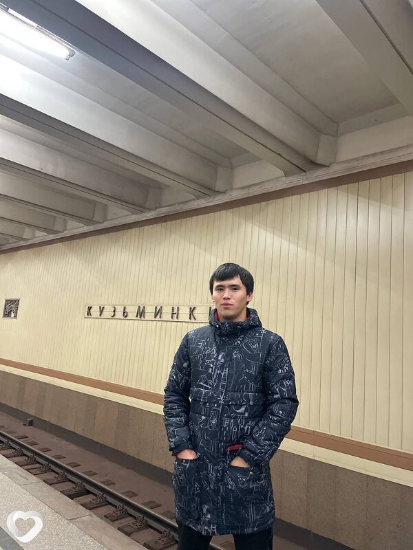 Арсен, 23, Москве — анкета №1646720