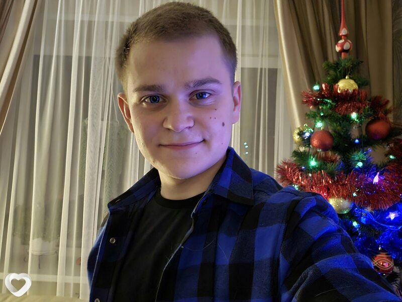 Женя, 21, Москве — анкета №1647087