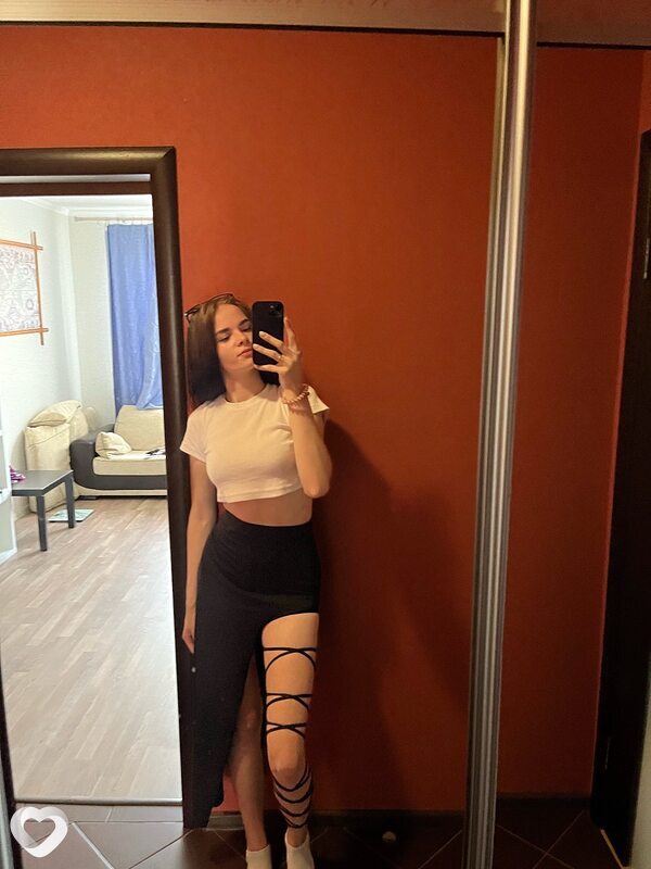 Оксана, 21, Минске — анкета №1647458