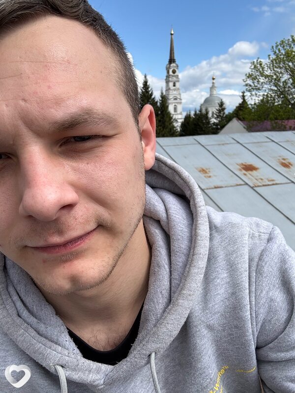 Артём, 24, Москве — анкета №1647301