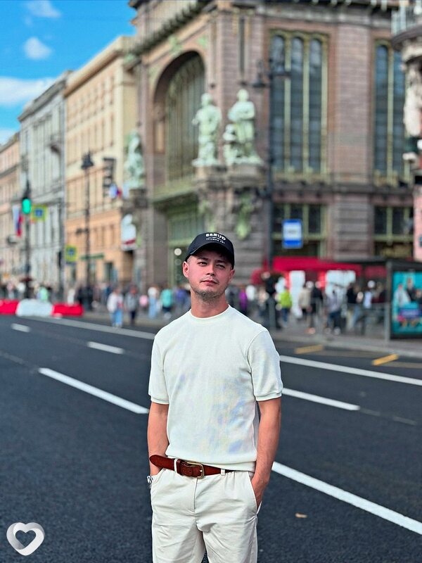 Артем, 33, Москве — анкета №1647725