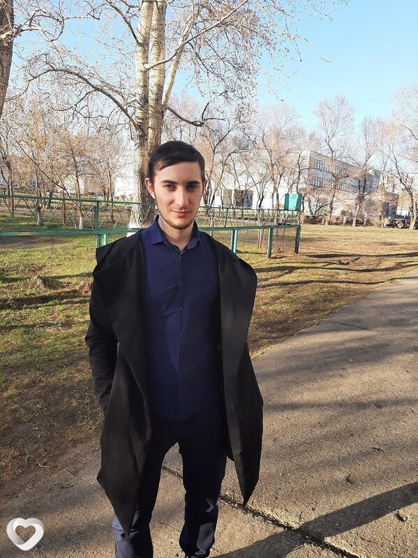 Александр, 32, Черногорске — анкета №1647448