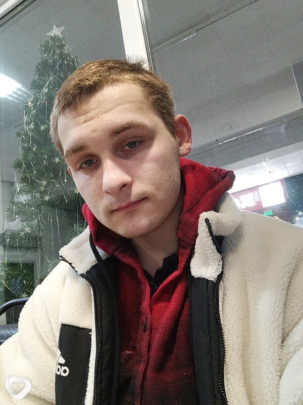 Андрей, 20, Москве — анкета №1649369