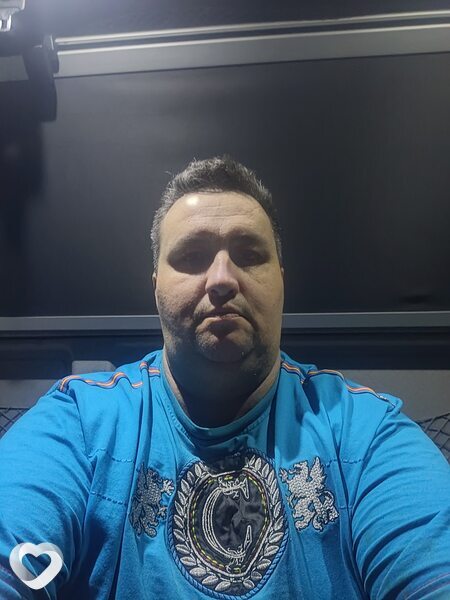 Aleksandar, Остров