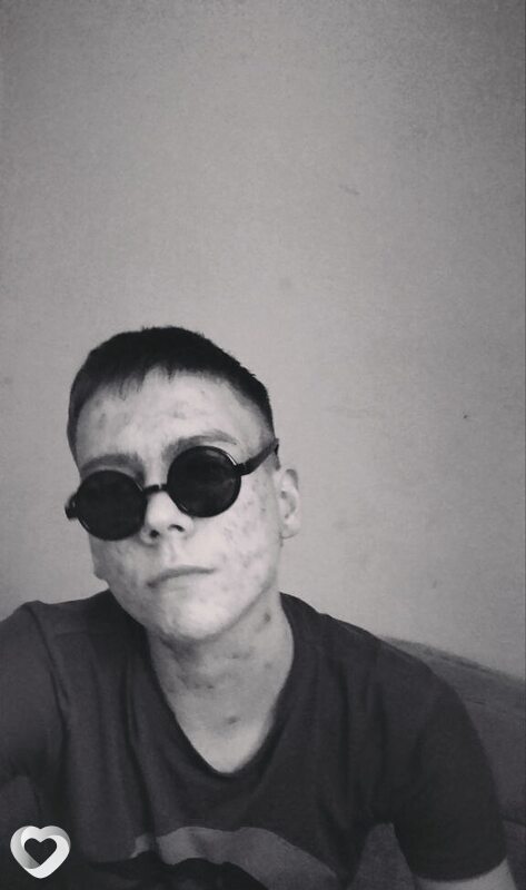 Александр, 21, Новосибирске — анкета №1649399
