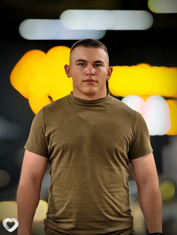 Дима, 21, Ставрополе — анкета №1650240
