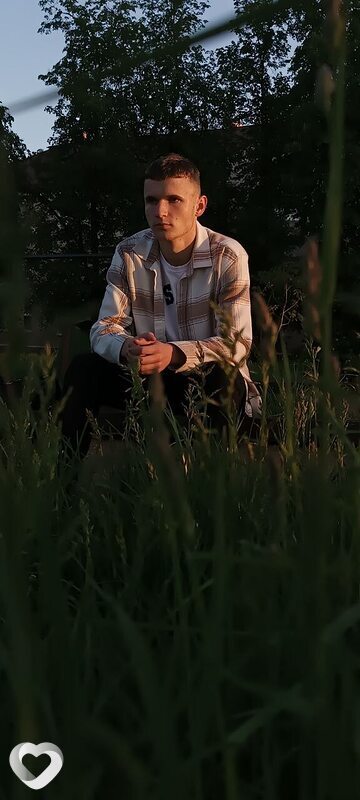 Константин, 22, Бресте — анкета №1650287