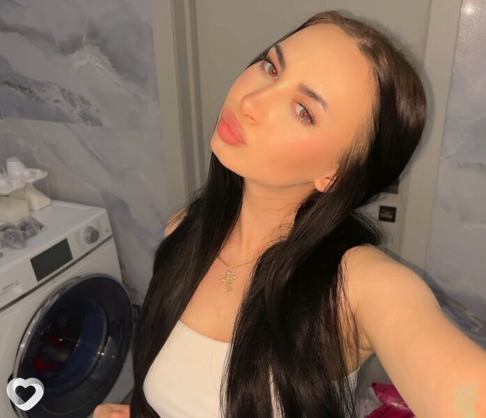 Лёля, 21, Барнауле — анкета №1650895