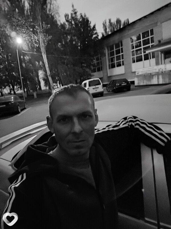 Денис, 40, Торезе — анкета №1651345