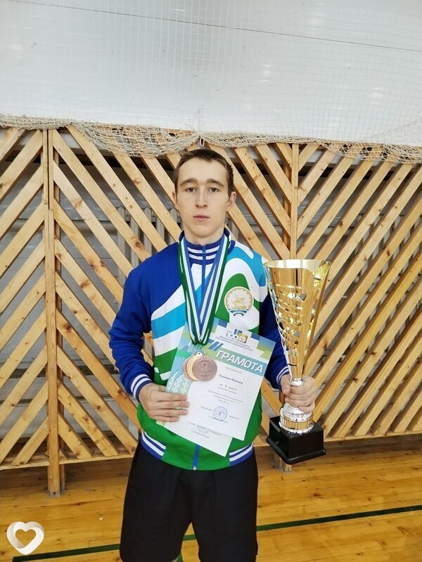 Максим, 21, Уфе — анкета №1653303