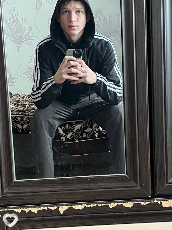Илья, 23, Москве — анкета №1653705