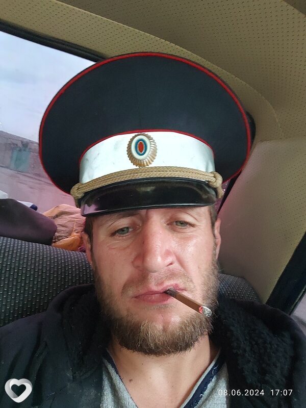 Алик, Москва