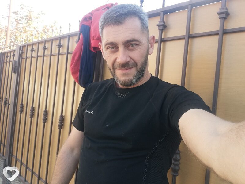 Алик, Донецк