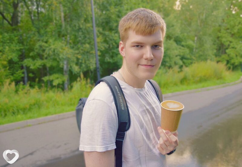 Антон, 22, Москве — анкета №1654733
