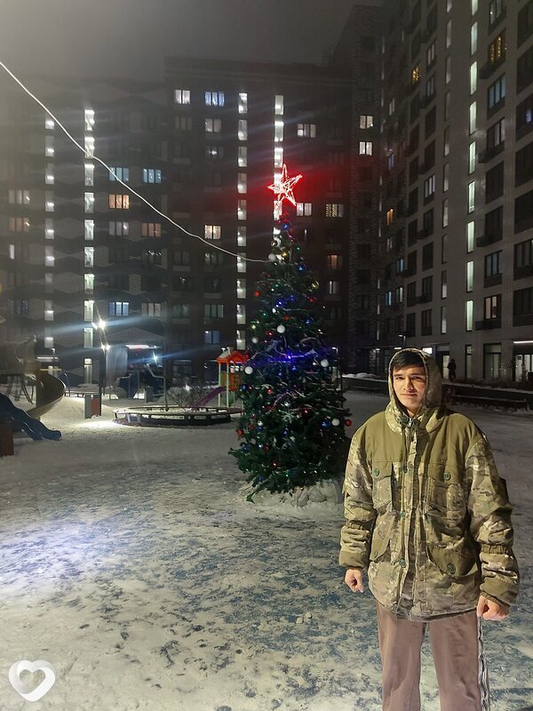Дима, 21, Москве — анкета №1655630