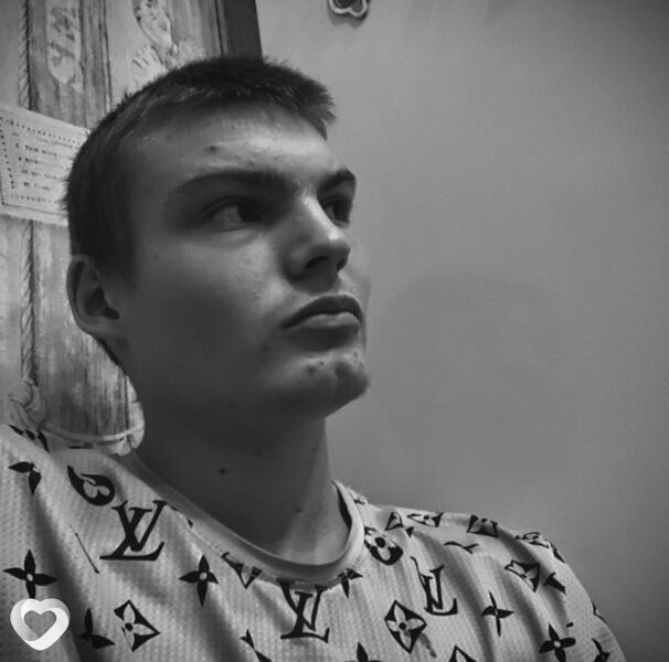Саша Кузьмин, 20, Москве — анкета №1656252
