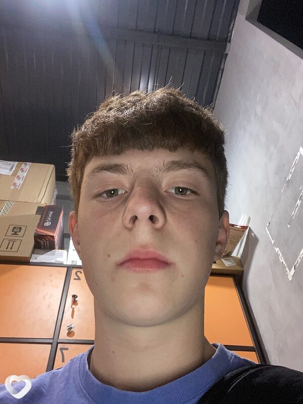 Данила, 22, Саратове — анкета №1656441