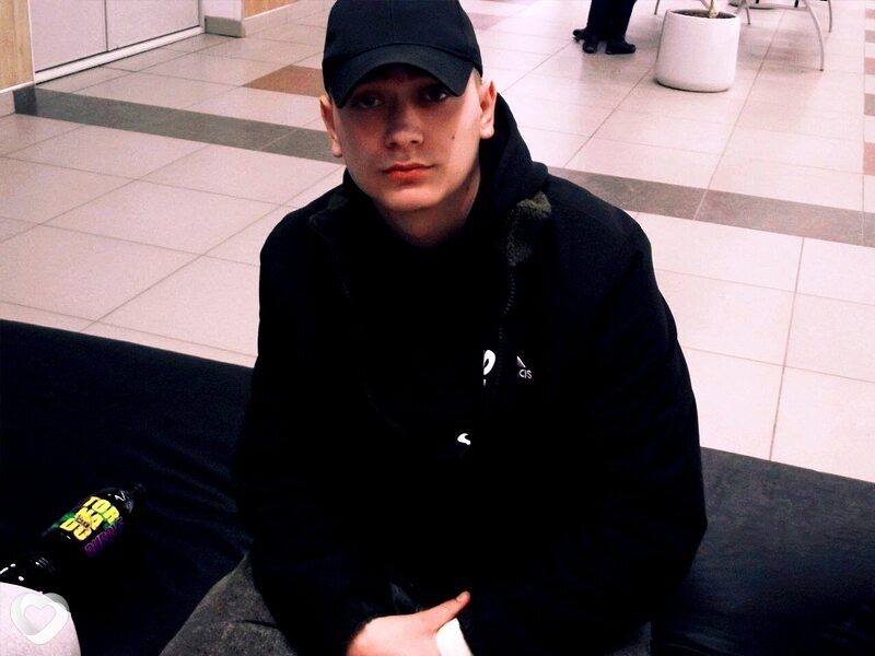 Стас, 19, Миассе — анкета №1657452