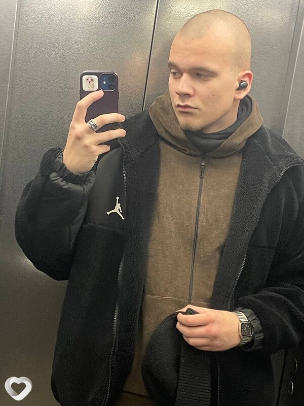 Матвей, 19, Москве — анкета №1658372