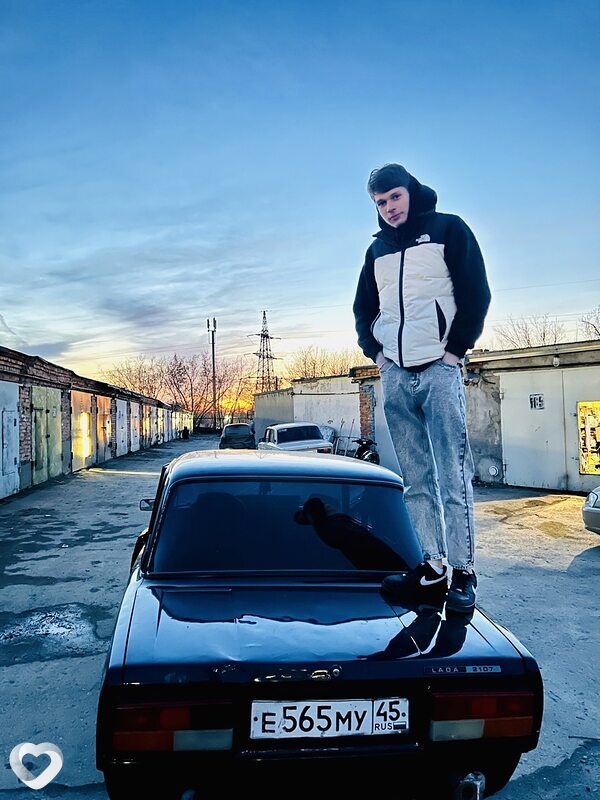 Александр, 21, Тюмени — анкета №1658648