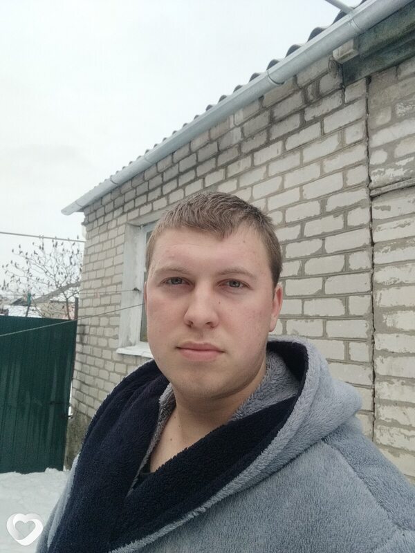 Алексей, 28, Красном Луче — анкета №1659240